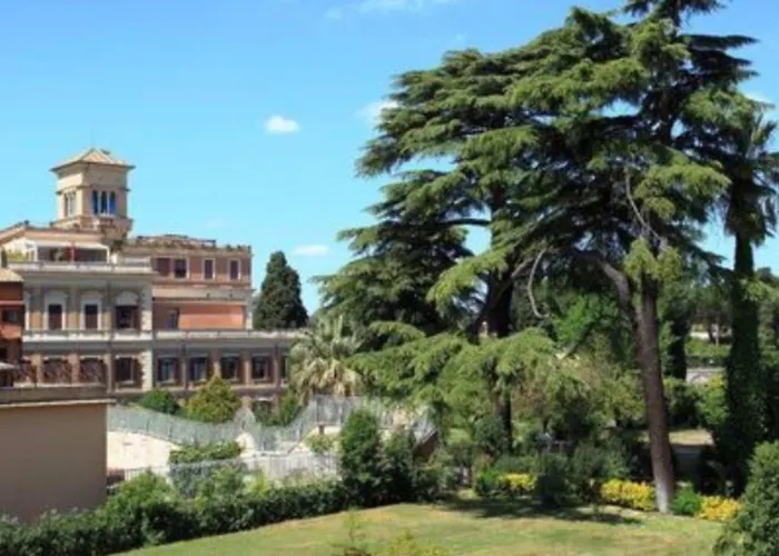 Degli Artisti Otel 4*